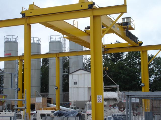 15_Ton_Yellow_Crane01.JPG